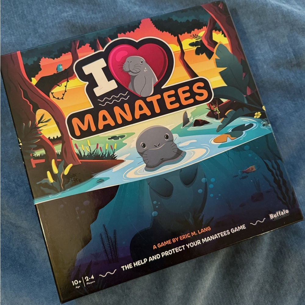 Buffalo David Bitton I Love Manatees Game - Multicolor